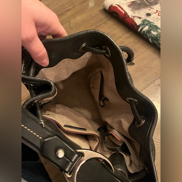 Vintage Dooney& Bourke black pebbled leather bucket drawstring bag - Picture 15 of 16